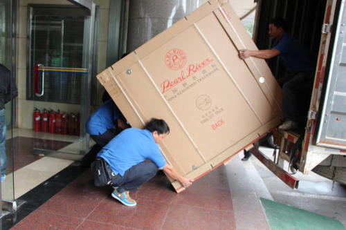 当阳钢琴贵重工艺品无忧运
